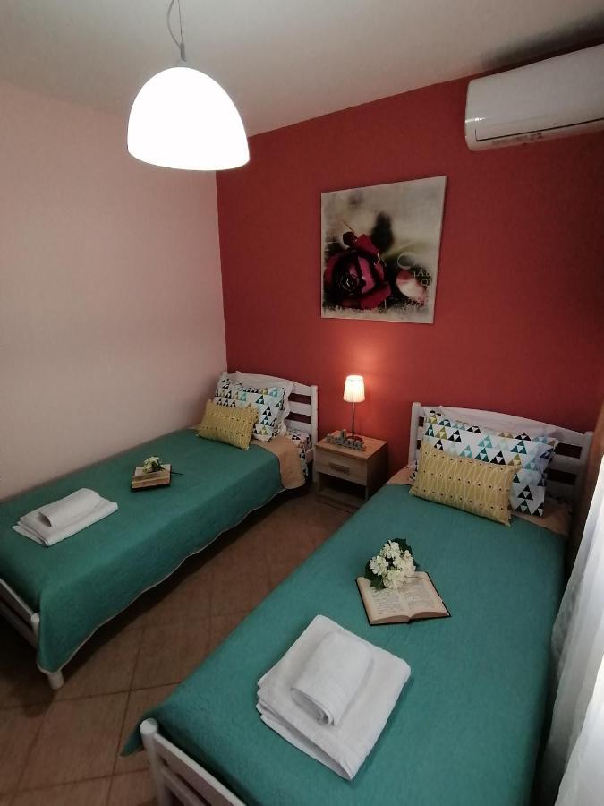 Bella Casa Appartement Néa Péramos Buitenkant foto